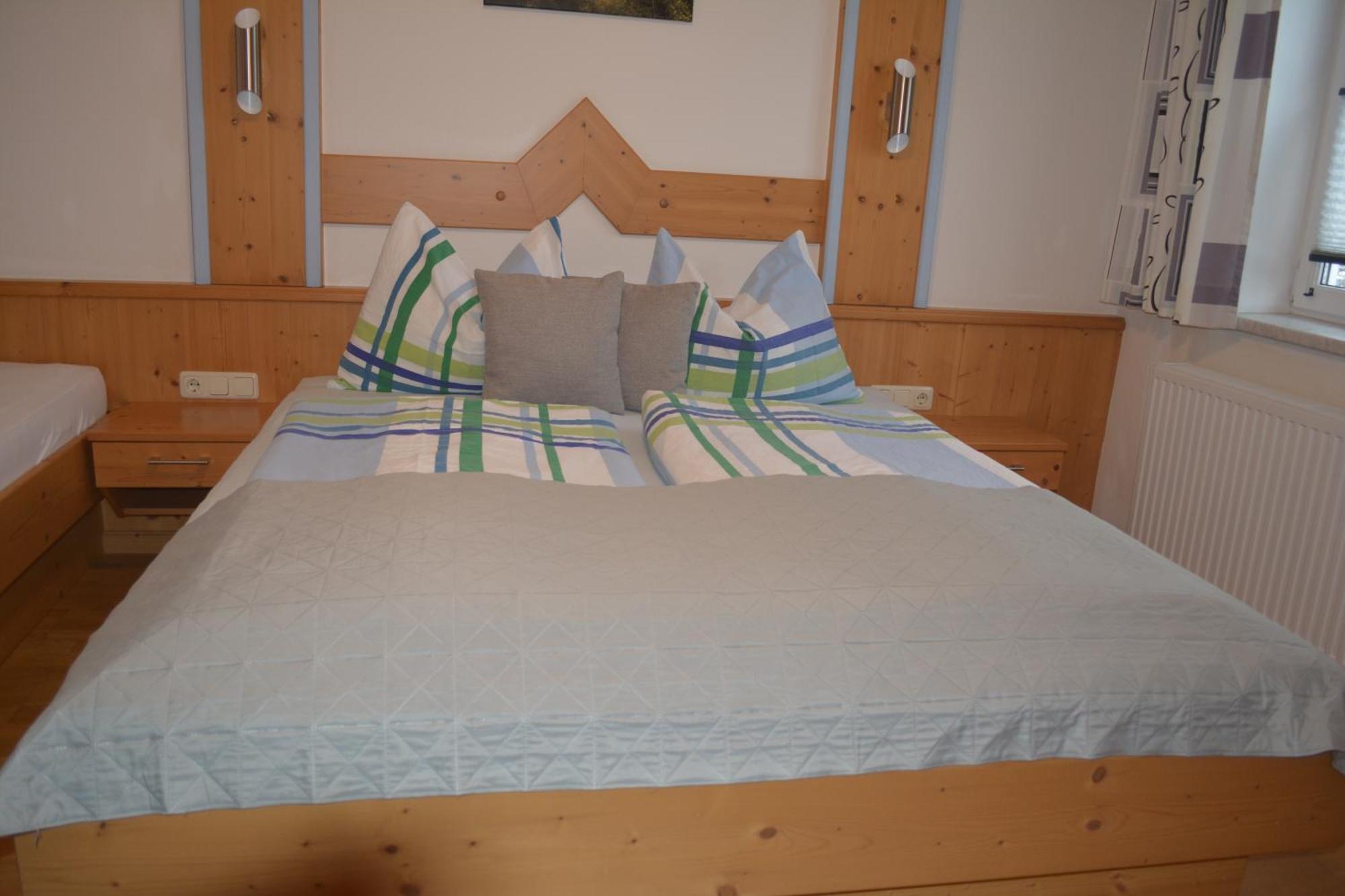 לאוגנג Gaestehaus Huber מראה חיצוני תמונה